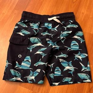 Cat & Jack sharks board shorts size 4/5